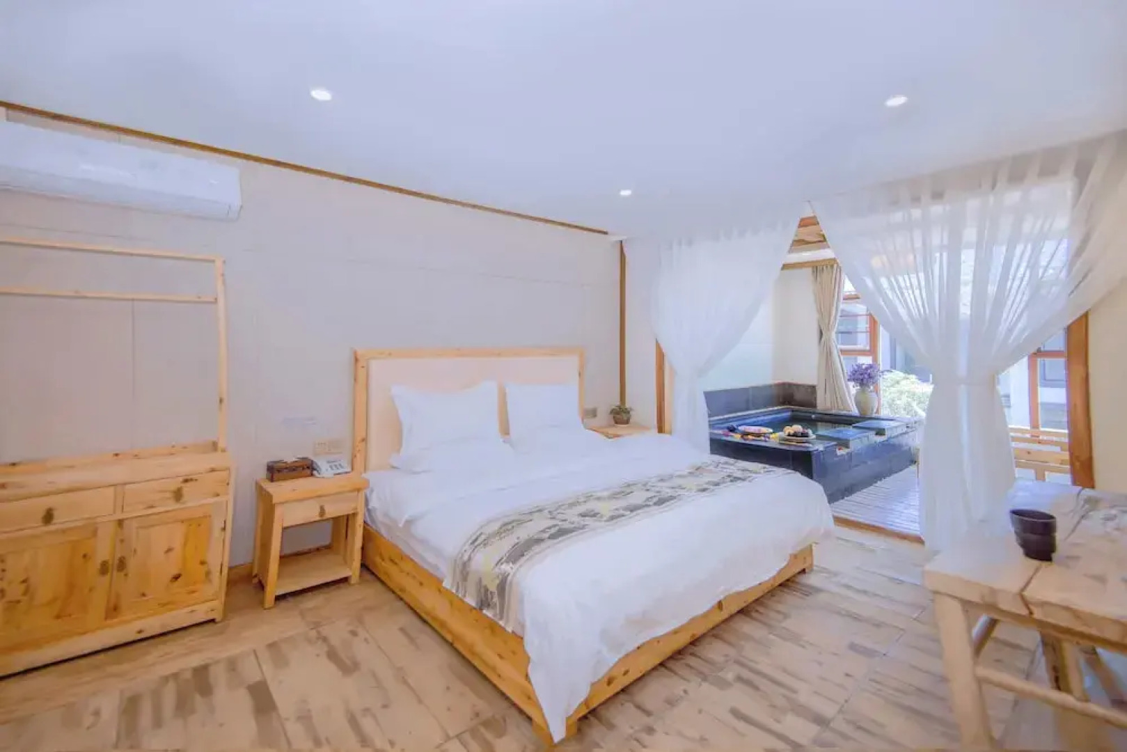 Loving Clouds Family Inn