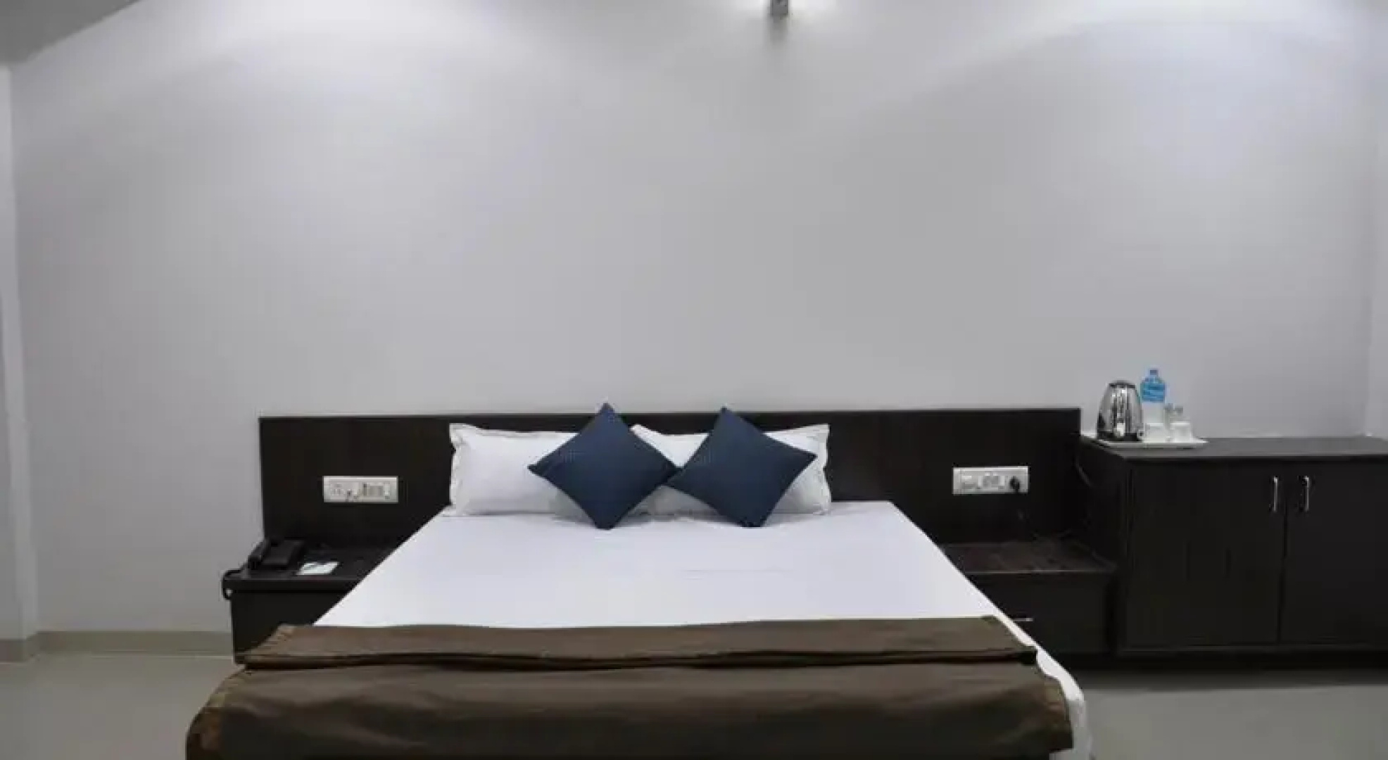 Hotel Keshav