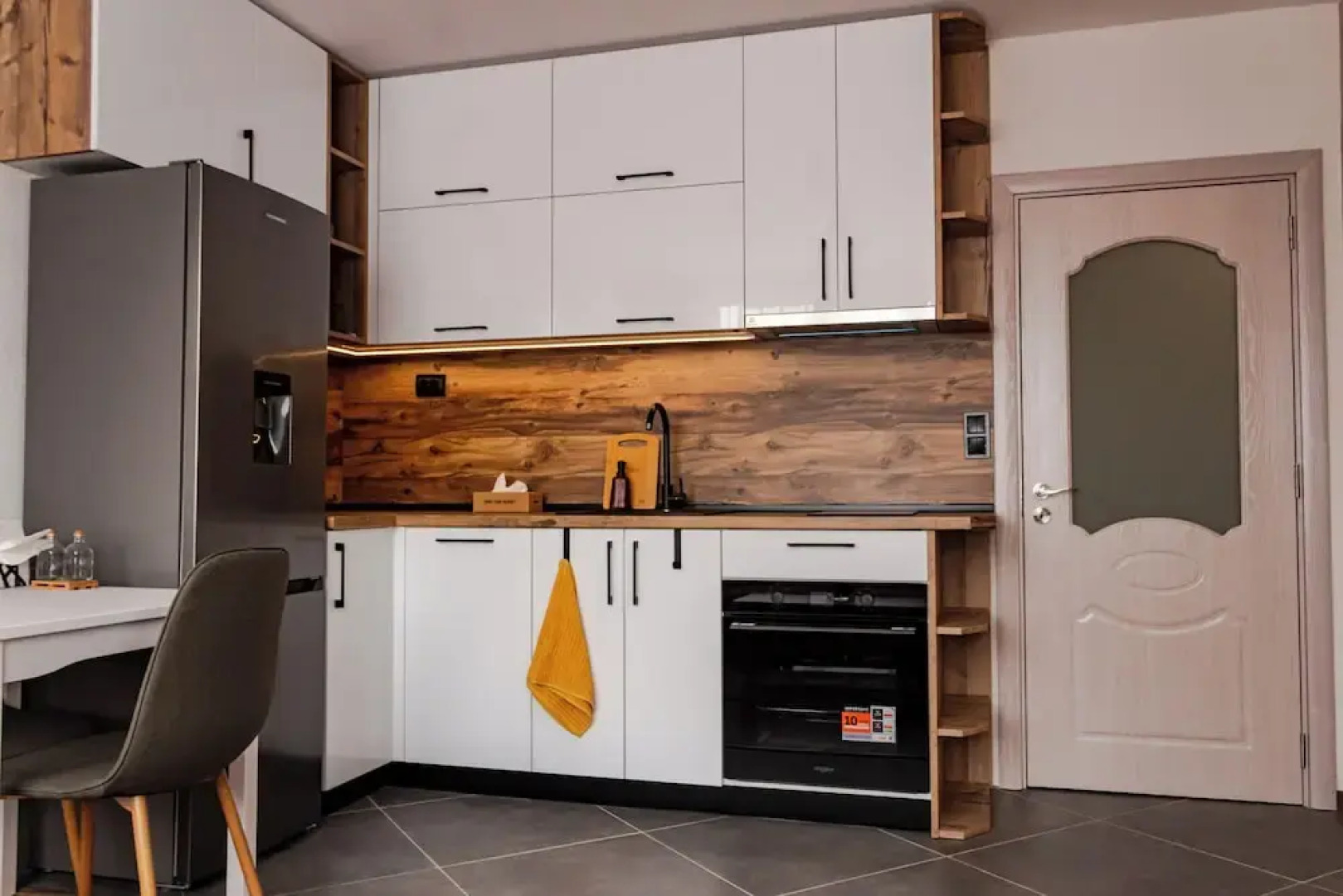 Central Apartment with View