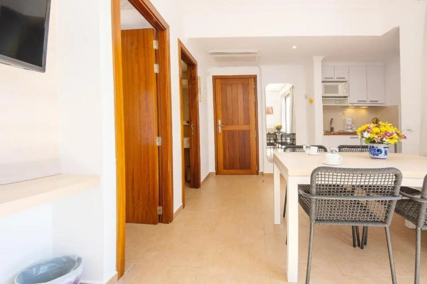 Hotel Playa Mondrago