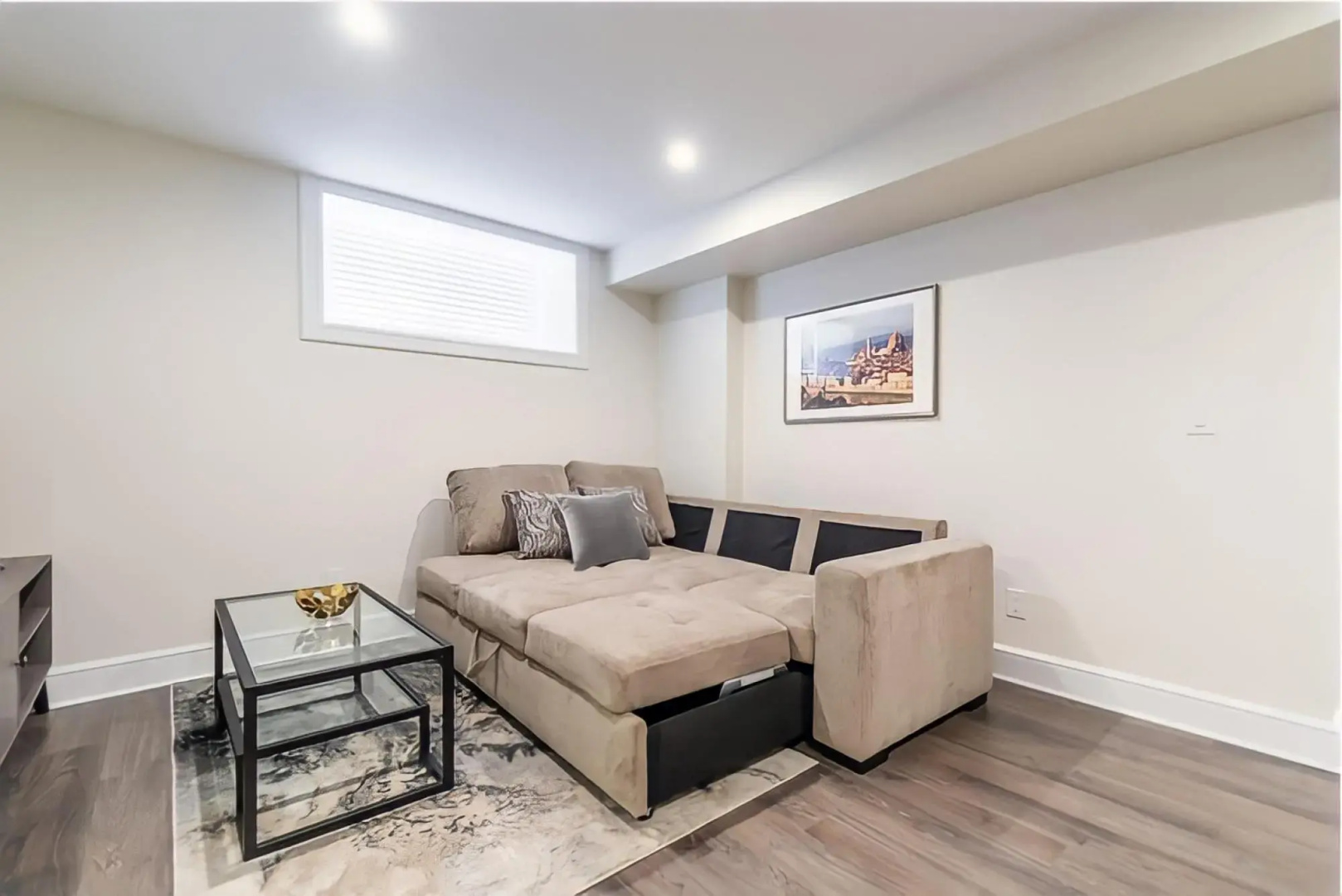 Heritage Rideau 2Br Apartment Free Parking