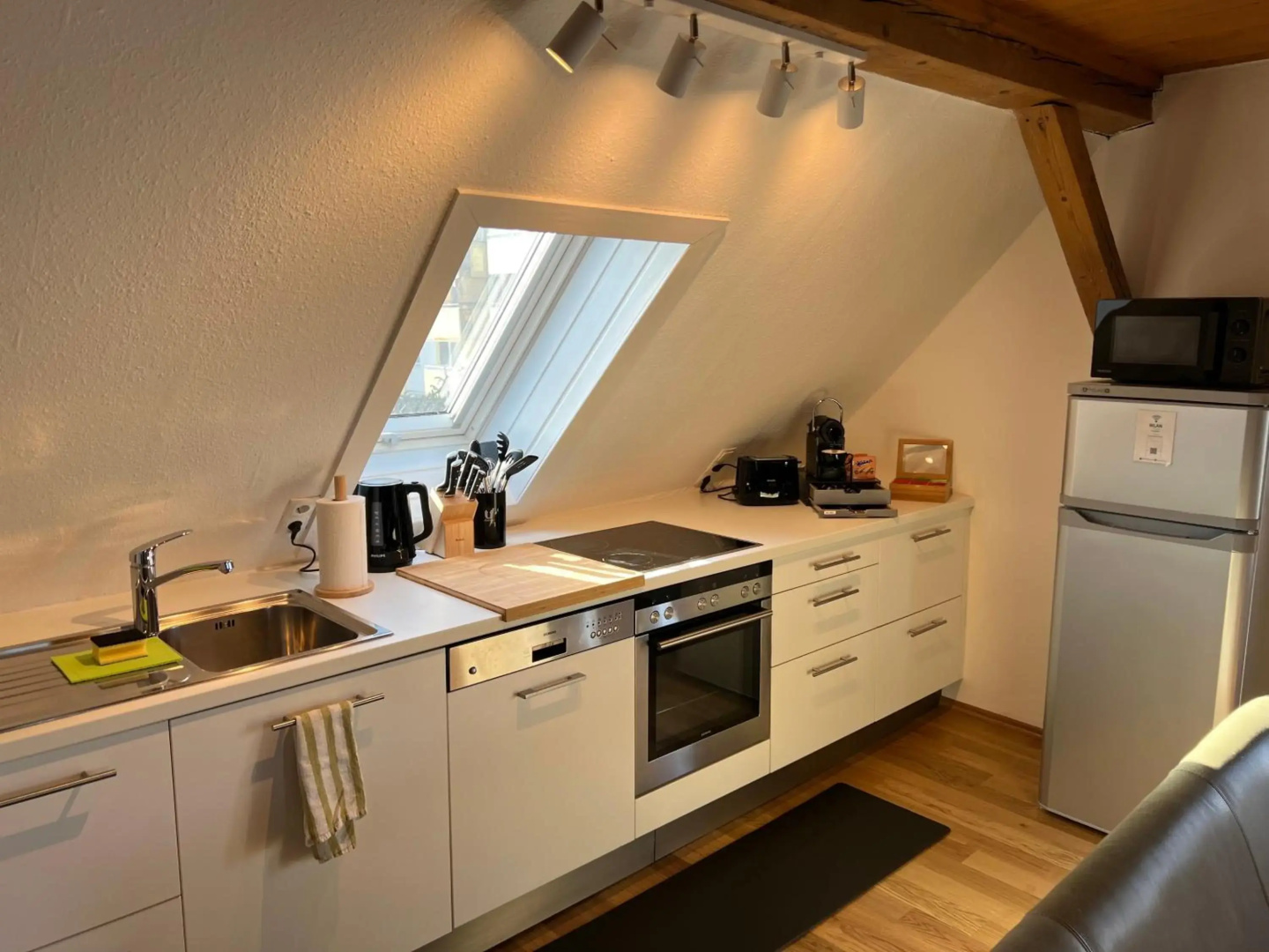 Wohlfühl Loft - Seenähe, Netflix, Boxspringbett, Küche