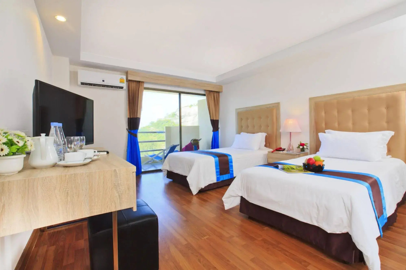 Blue Wave Beach Resort