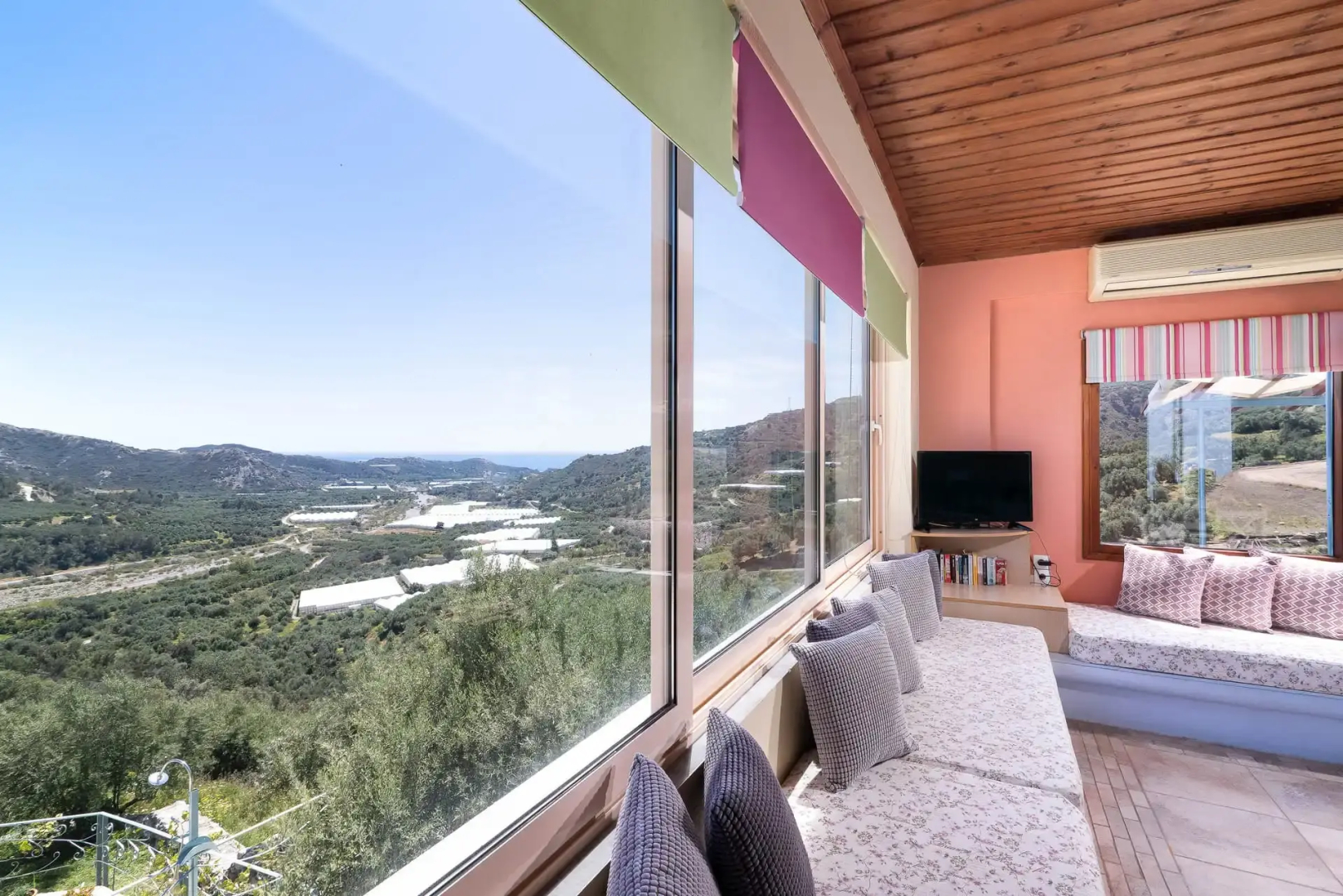 Sarakinas Residences