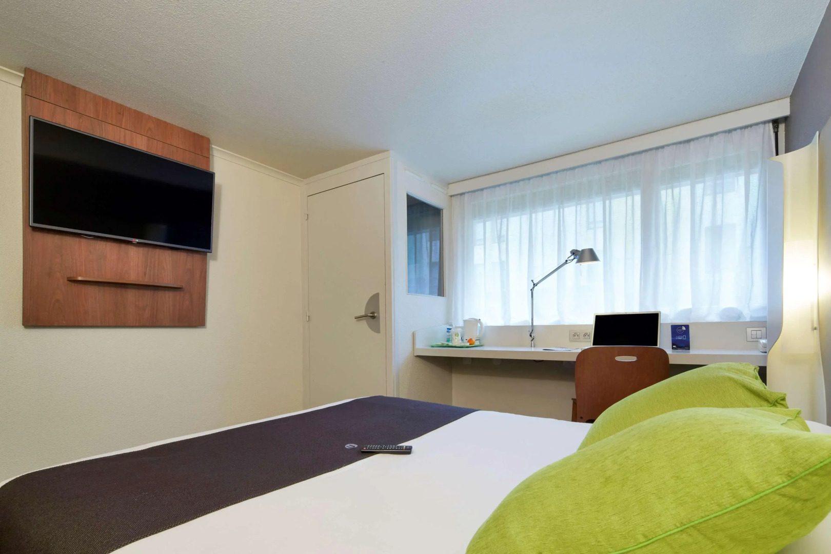 Campanile Villejust - ZA Courtaboeuf