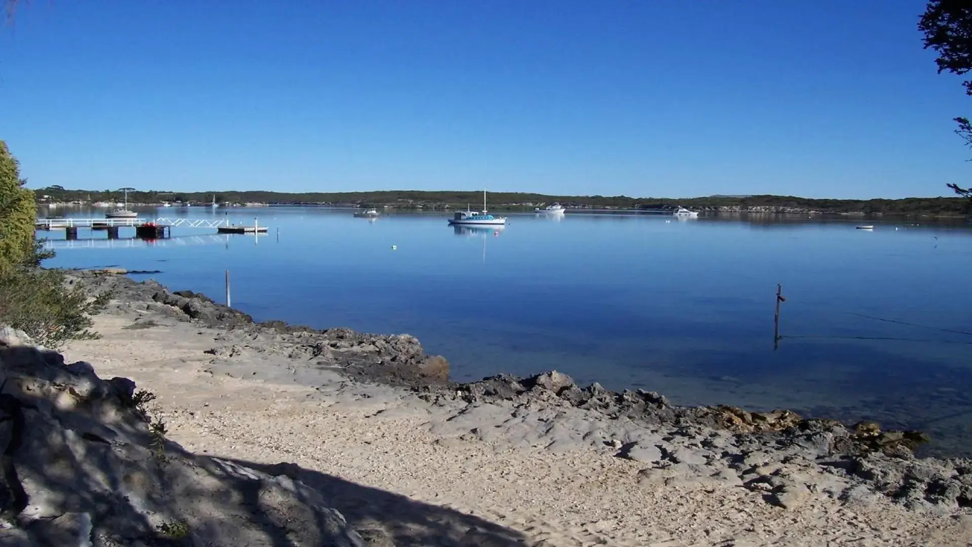 Rest A Shore Coffin Bay