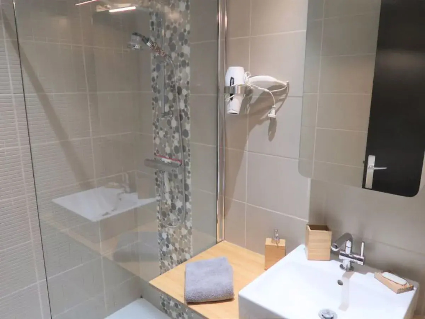 House LE JADE Mallefougasse