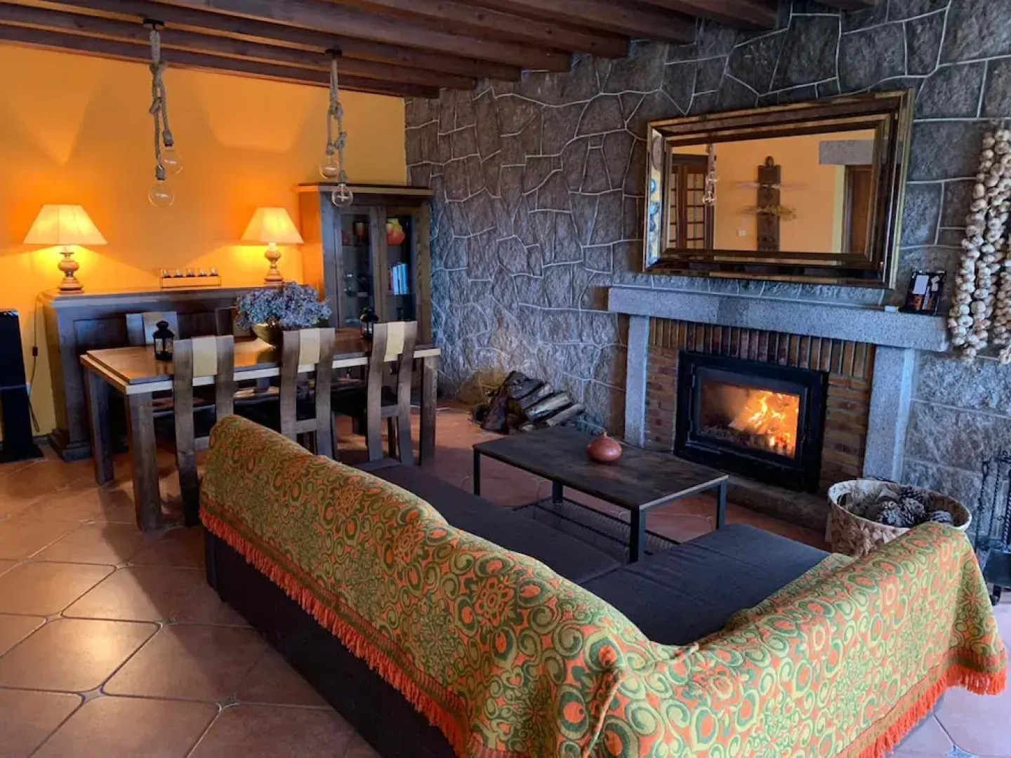 La Casa Roja De El Escorial