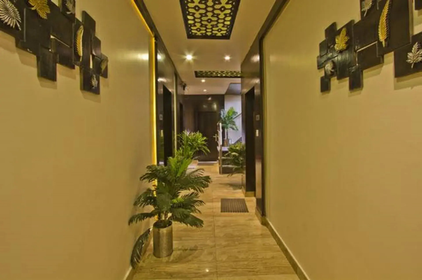 Lavish Inn