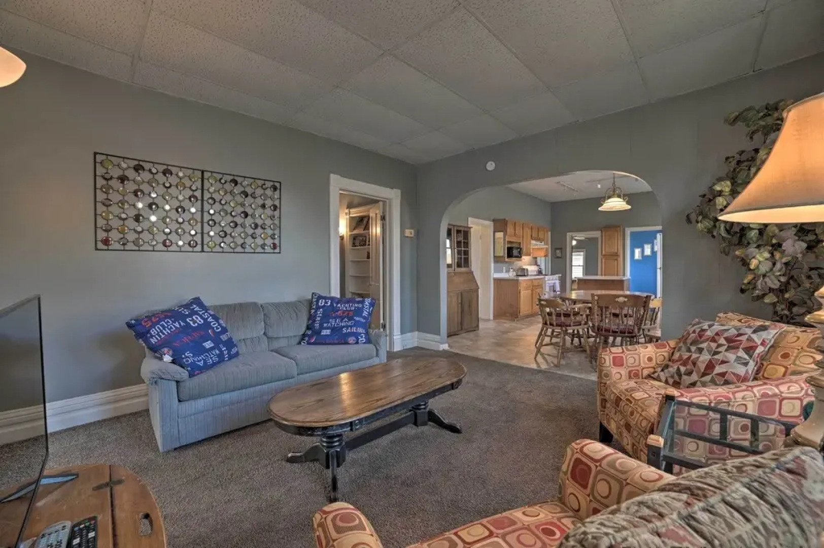 Manistee House w/ Deck: 1/2 Mi to Riverwalk!