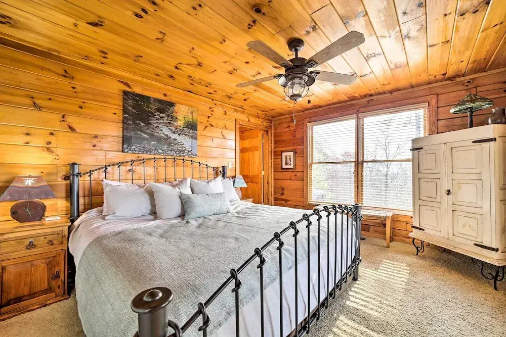 Smoky Mountain Cabin Rental w/ Hot Tub + Fire Pit!