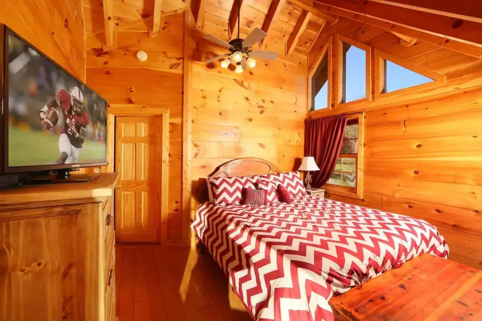 Southern Hospitality - Two Bedroom Cabin