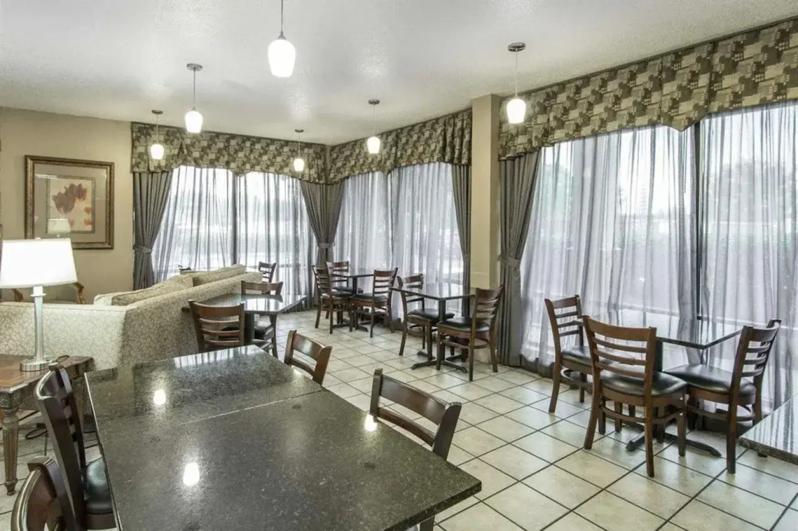 Quality Inn Merchants Drive