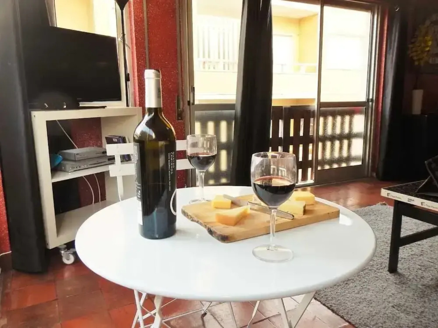 Caparica Central Apartment by Host-Point