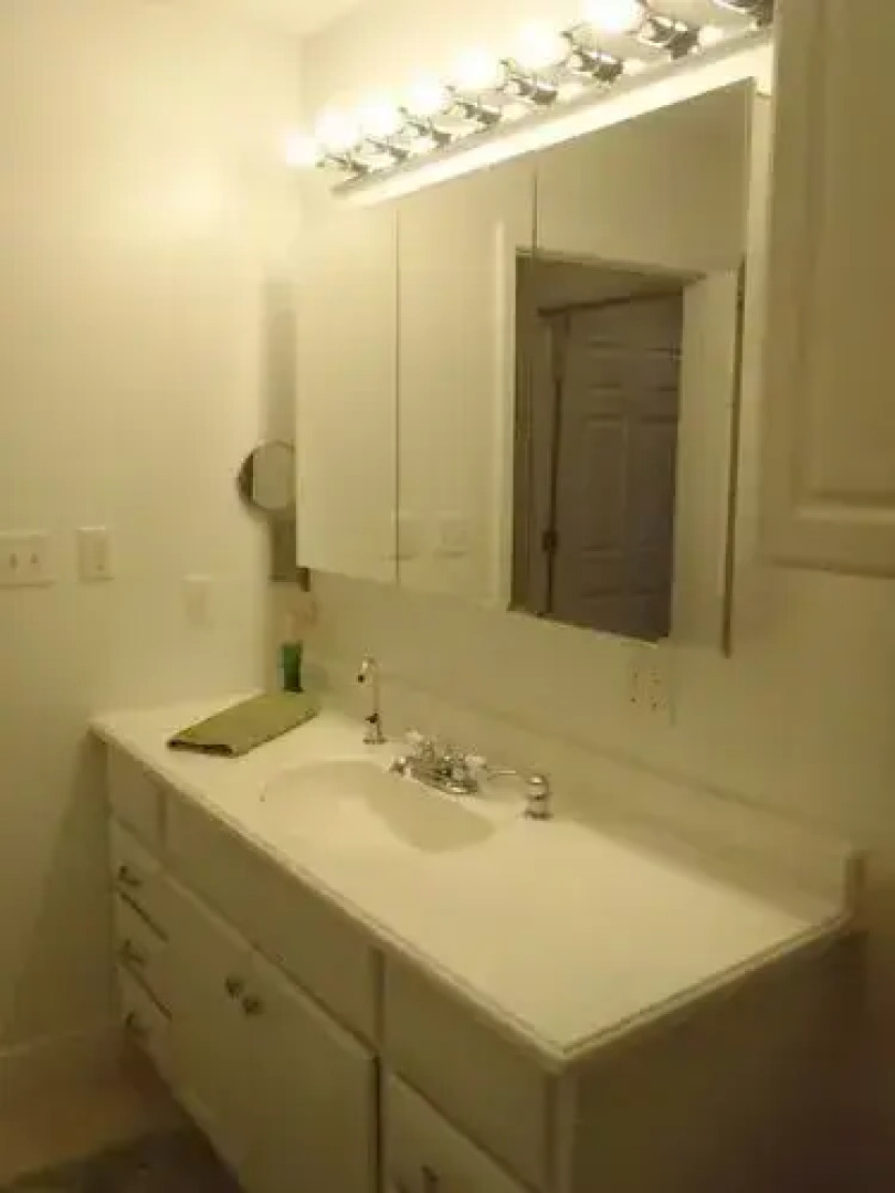 The Great Escape River House