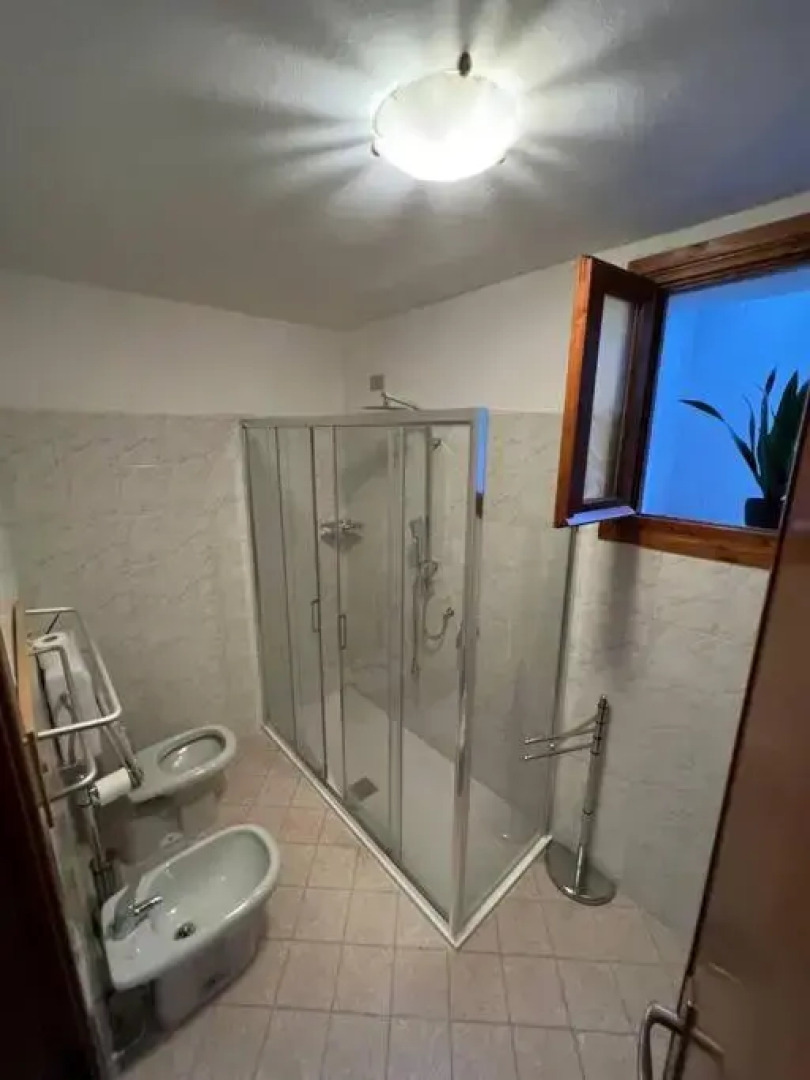 Entire home/flat 5min from Lake Garda