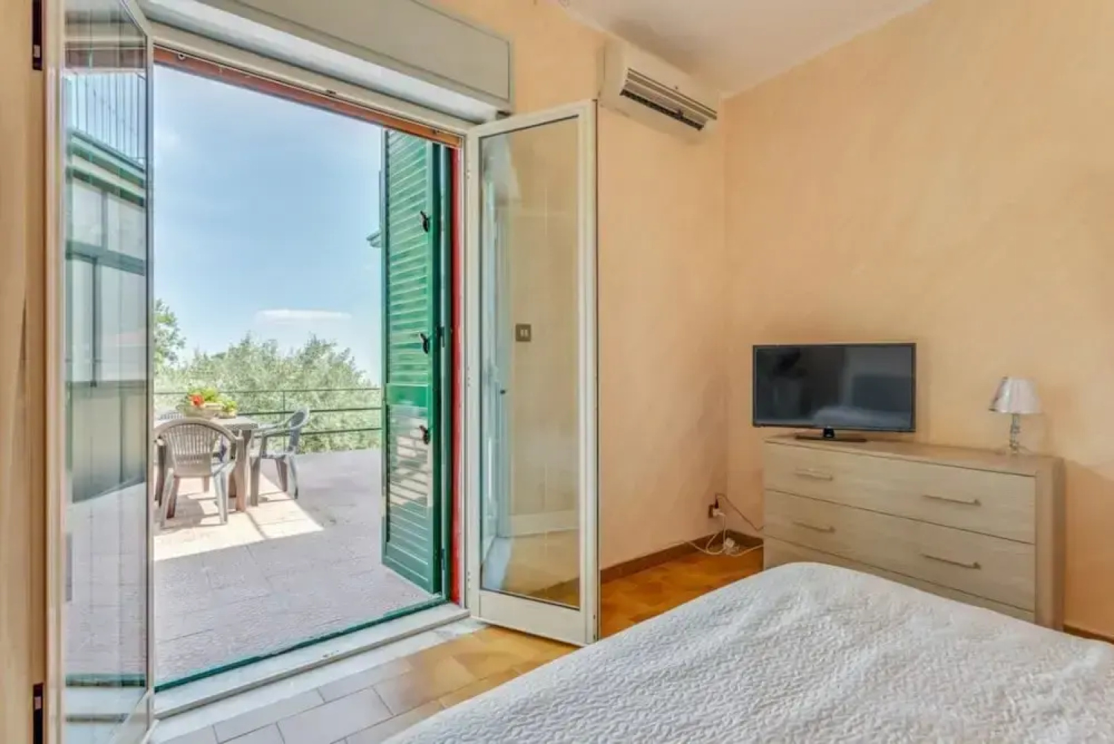 Pedara Lovely Flat with Terrace