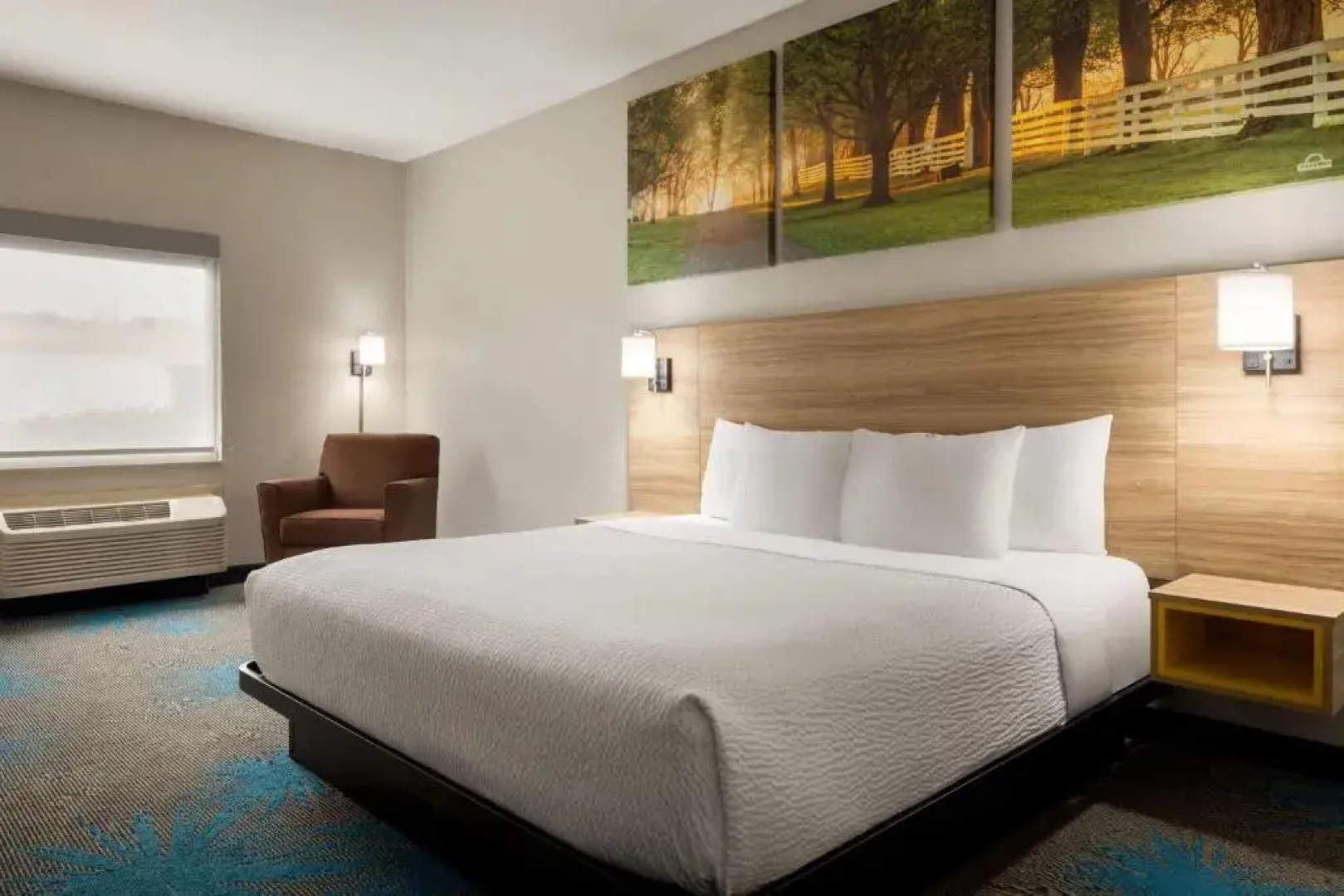 Days Inn & Suites Prattville-Montgomery