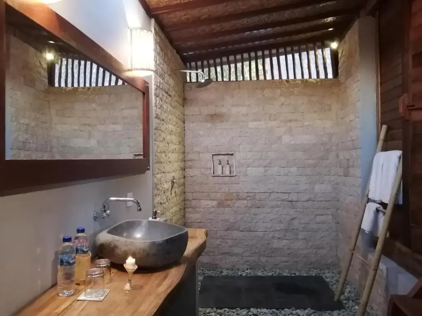 Lumbung bukit resort