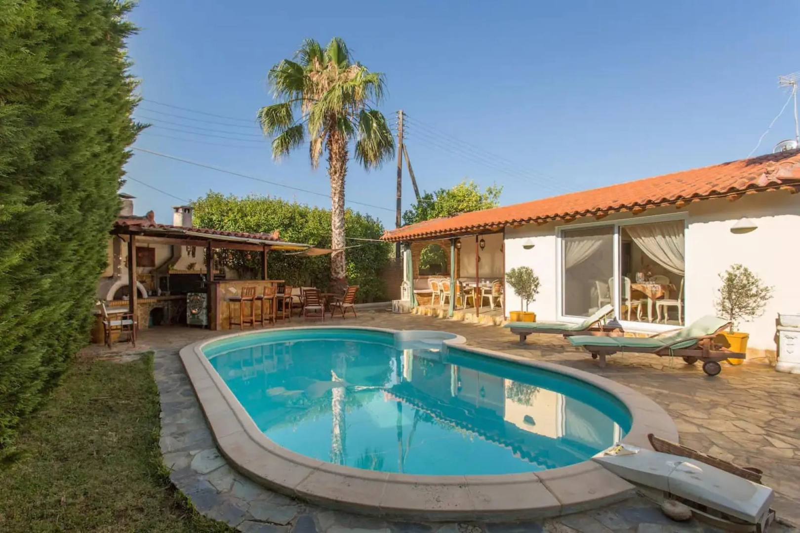 Mini Paradise Salamina - Private Pool Retreat