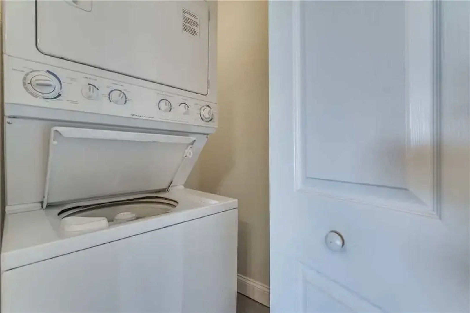 308 - Palms of Treasure Island