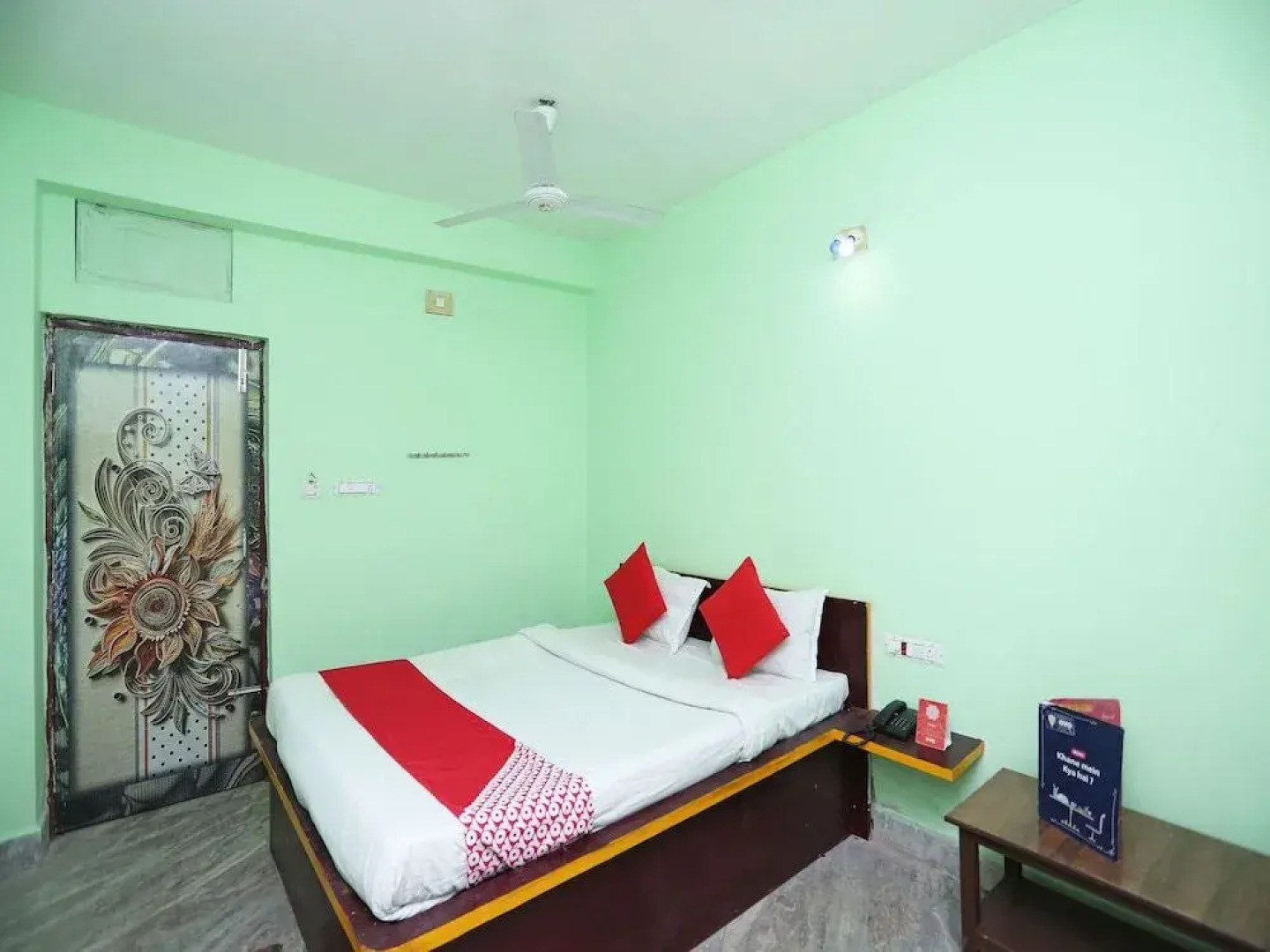 OYO 24642 Manorama Guest House