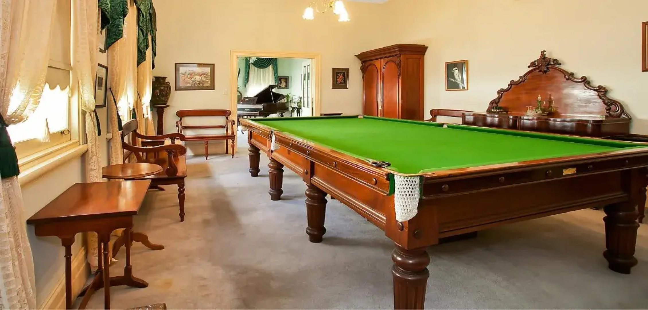 Merton Manor Exclusive Bed And Breakfast