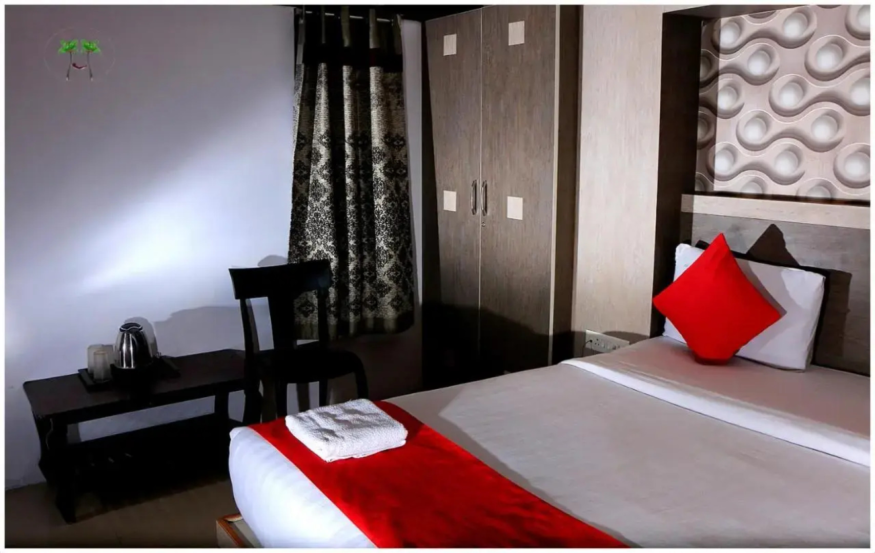 Red Carpet Residence