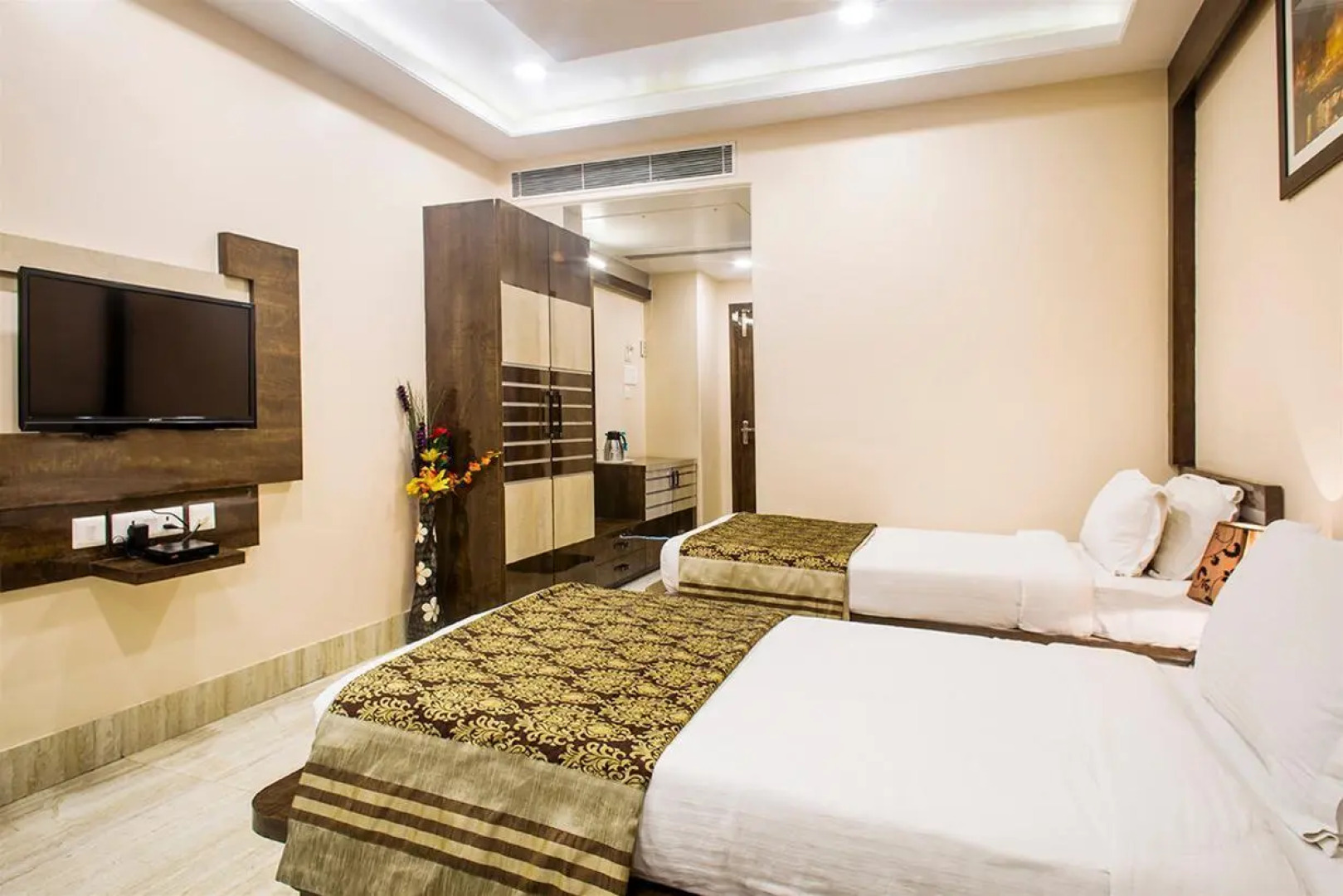 Hotel Madhuvan Palace