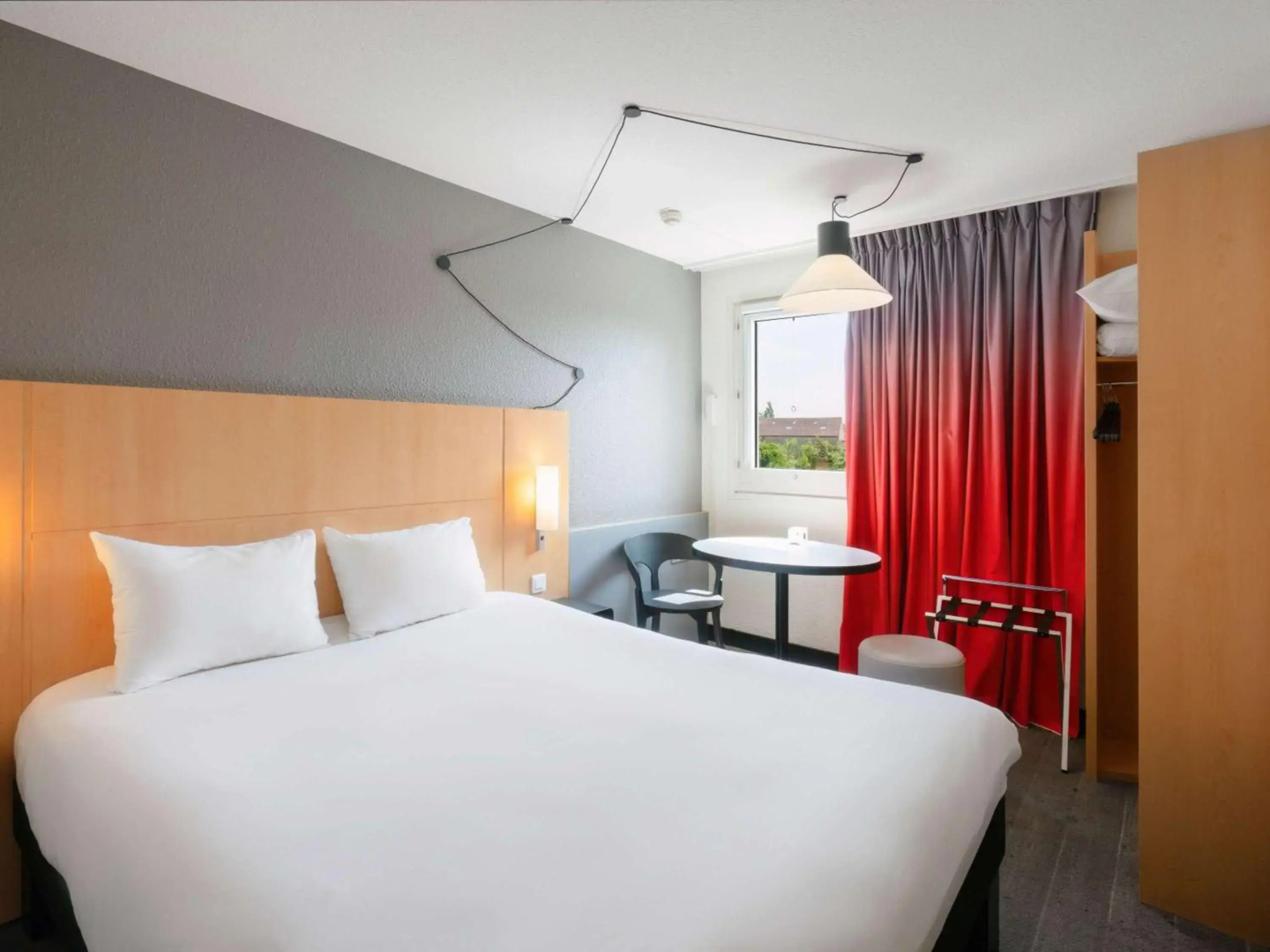 ibis Cergy Pontoise Le Port