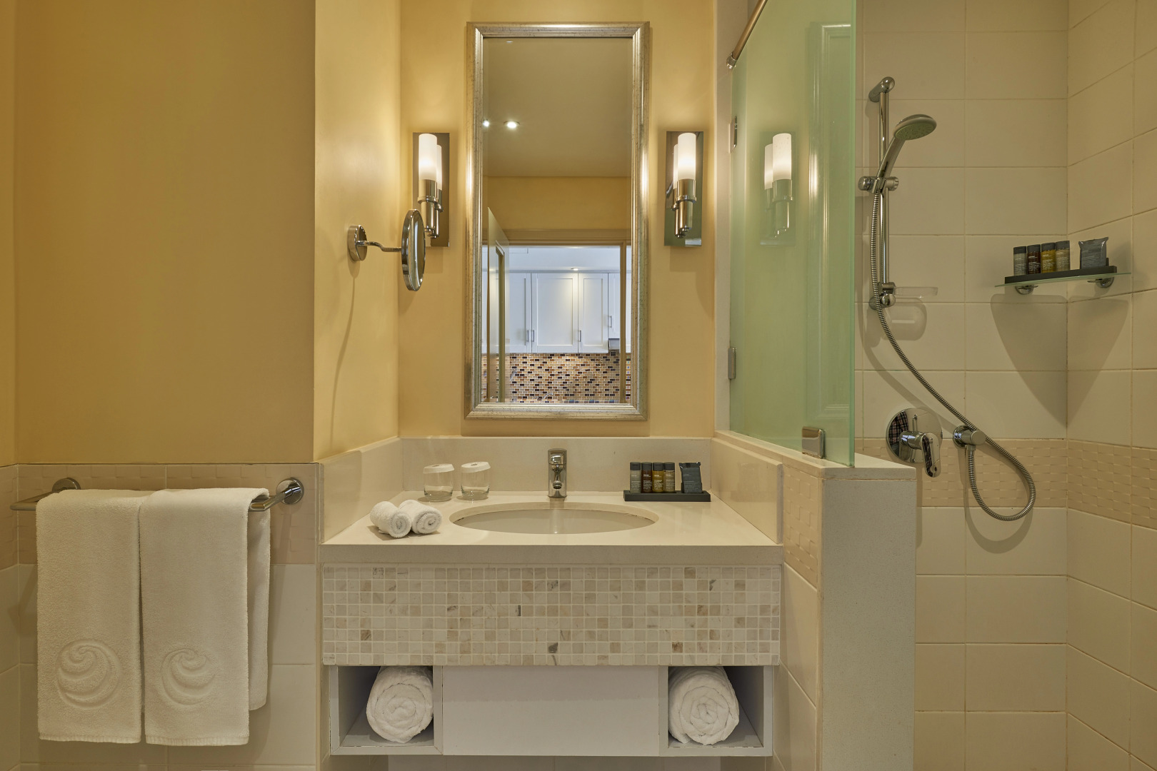 Отель Salalah Gardens Hotel Managed by Safir Hotels & Resorts