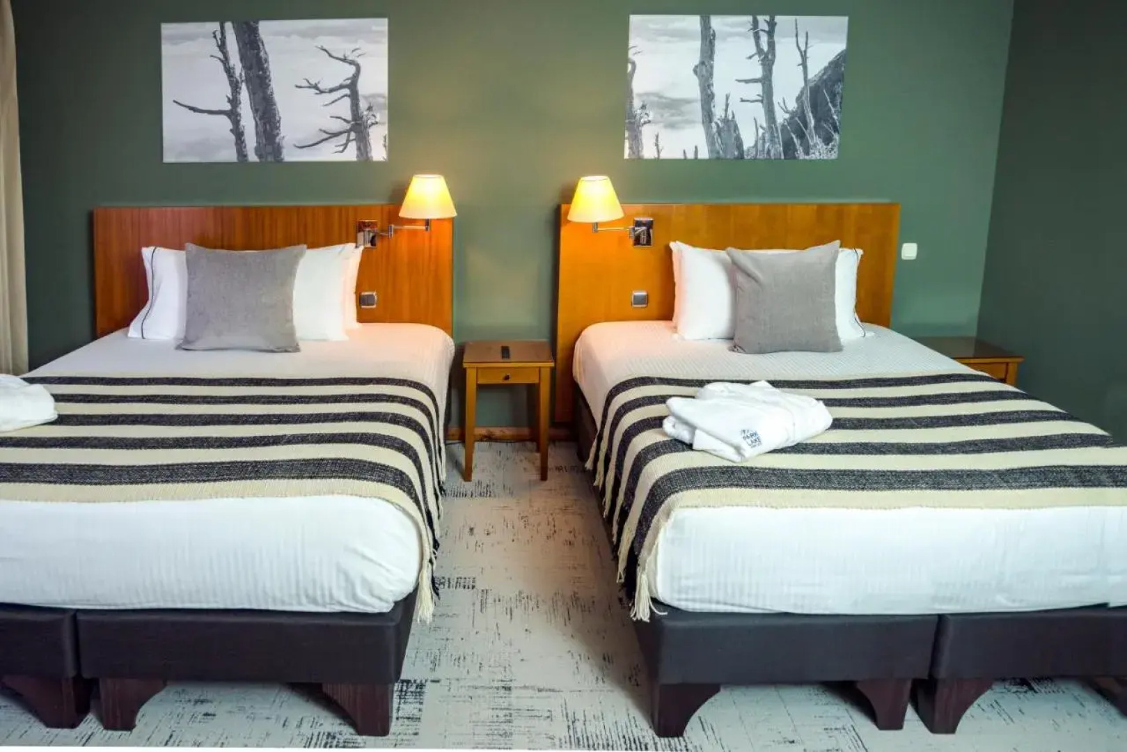 Park Lake Luxury Hotel