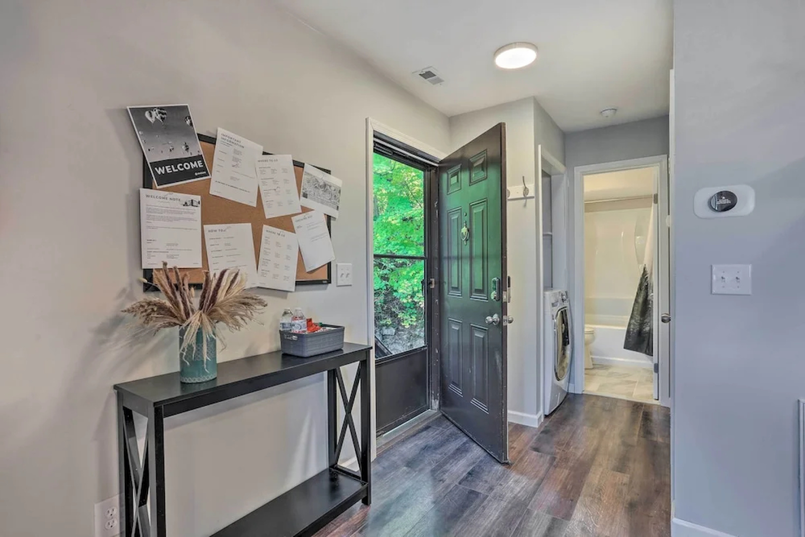 2 Mi to Waterpark: Vernon Township Gem w/ Balcony