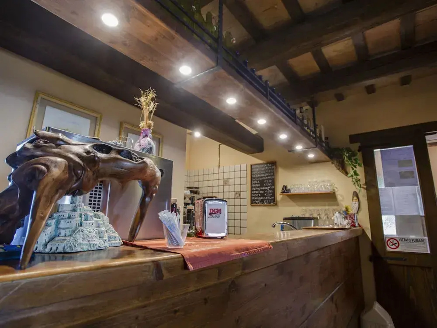 Farmhouse in Marche With Pool & Verdicchio Wines