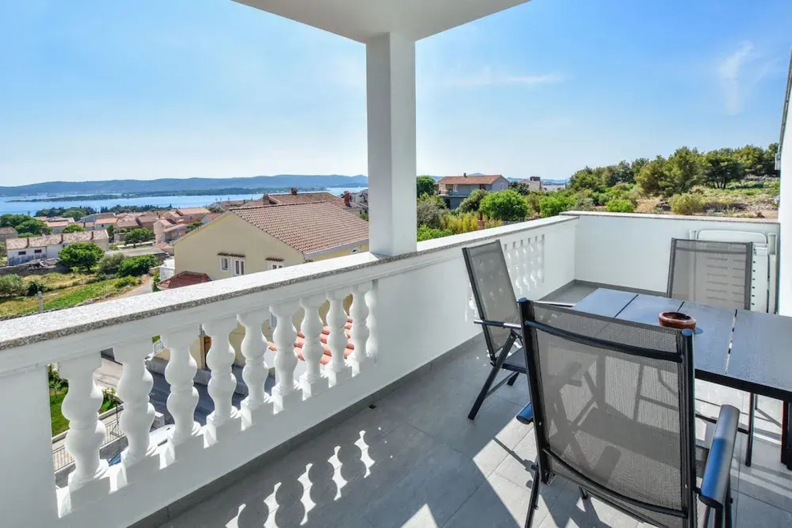 Apartments and Room Danijel