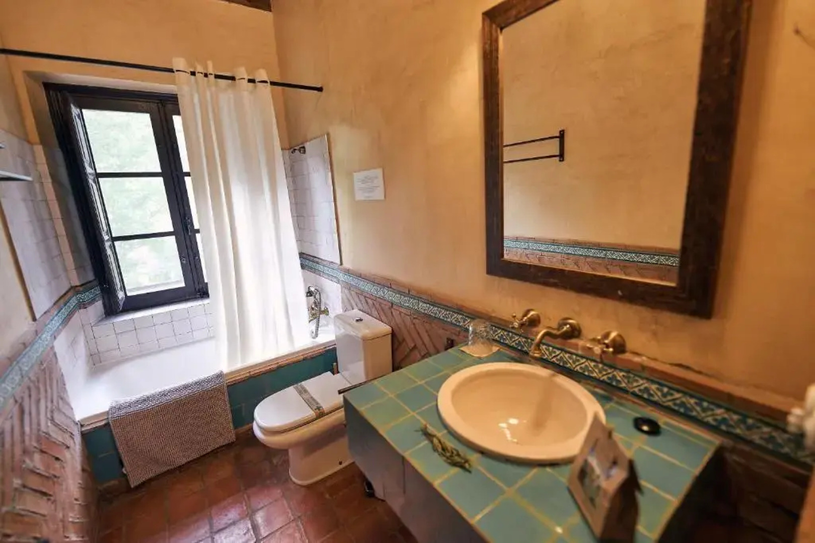 Hotel Cueva del Gato