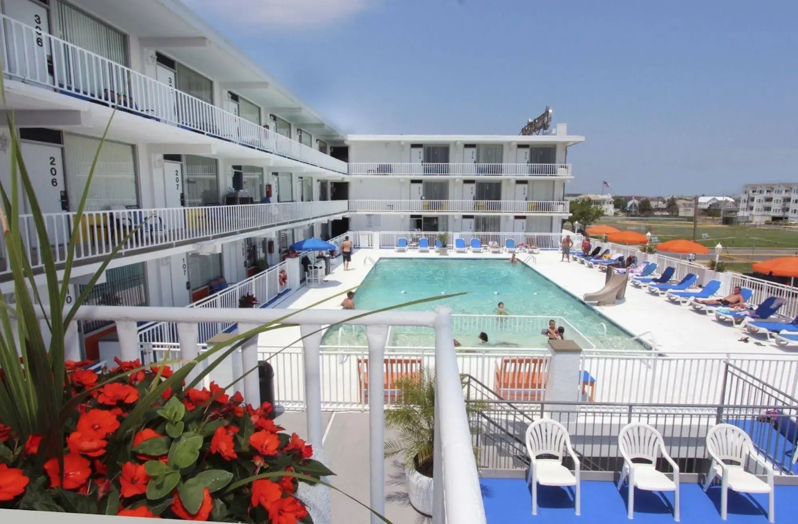 The Crusader Oceanfront Family Resort