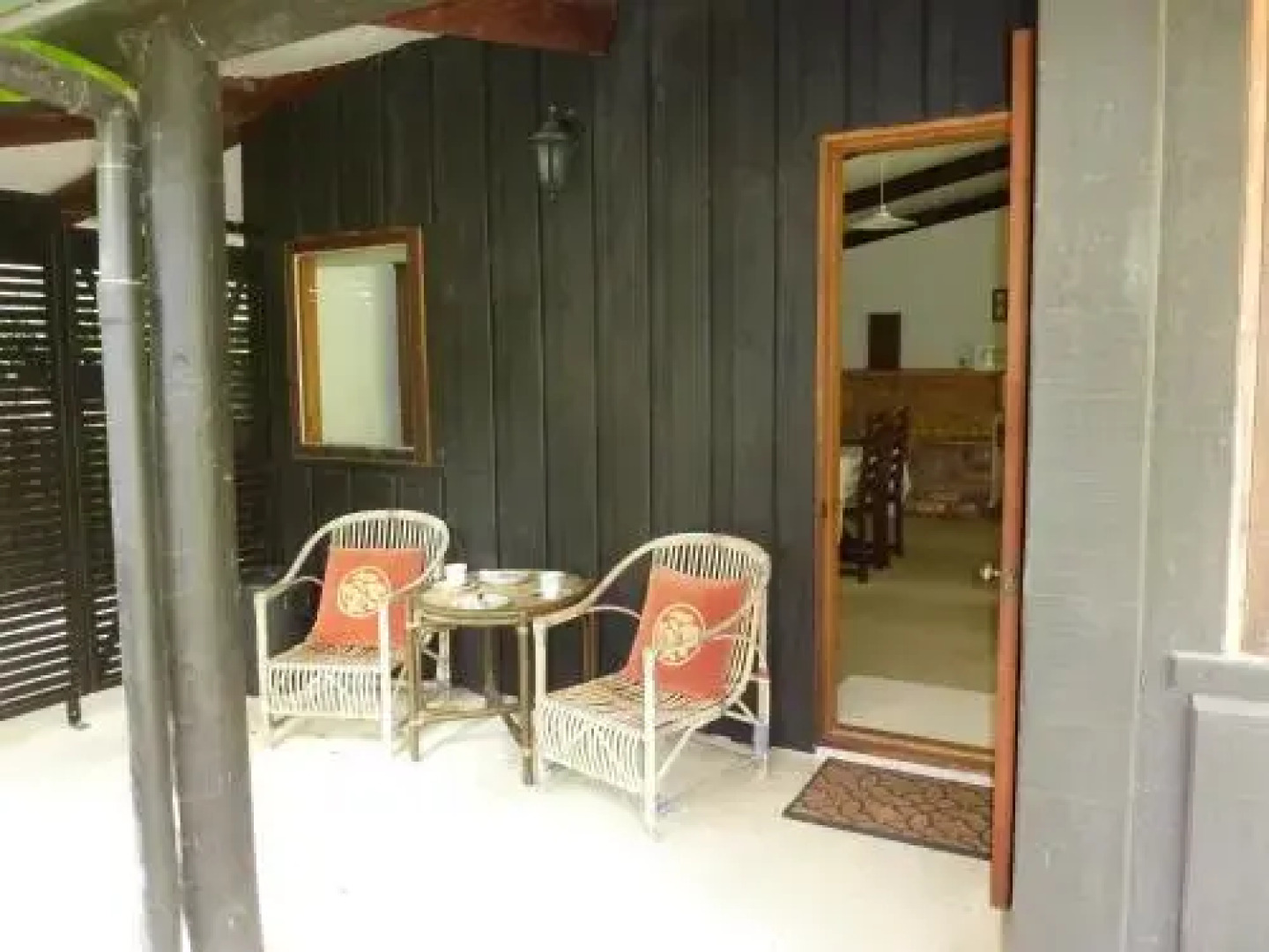 Thorold Country House