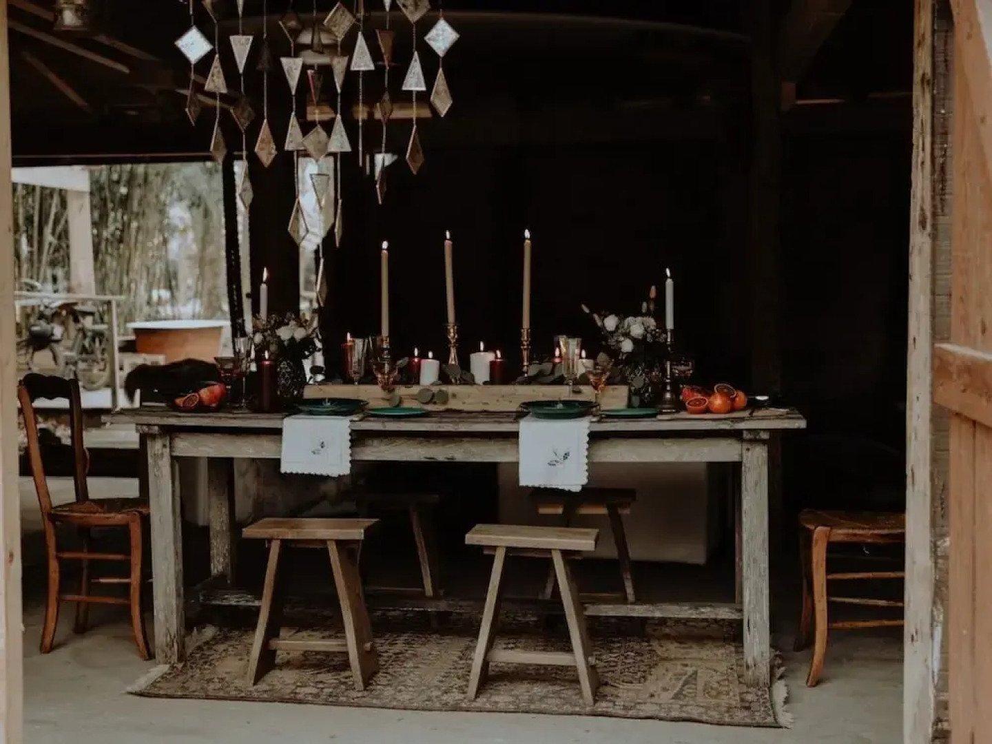 Coco Barn Wood Lodge