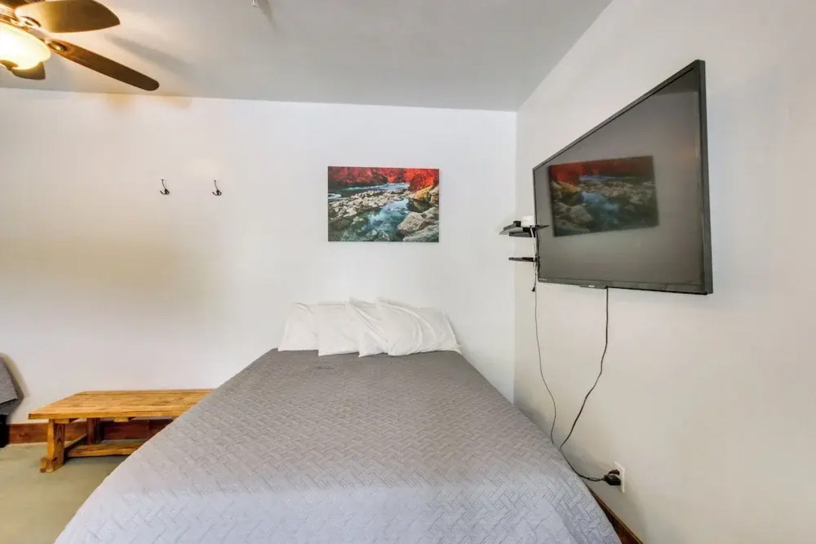 Central Lava Hot Springs Studio w/ Deck & Views!