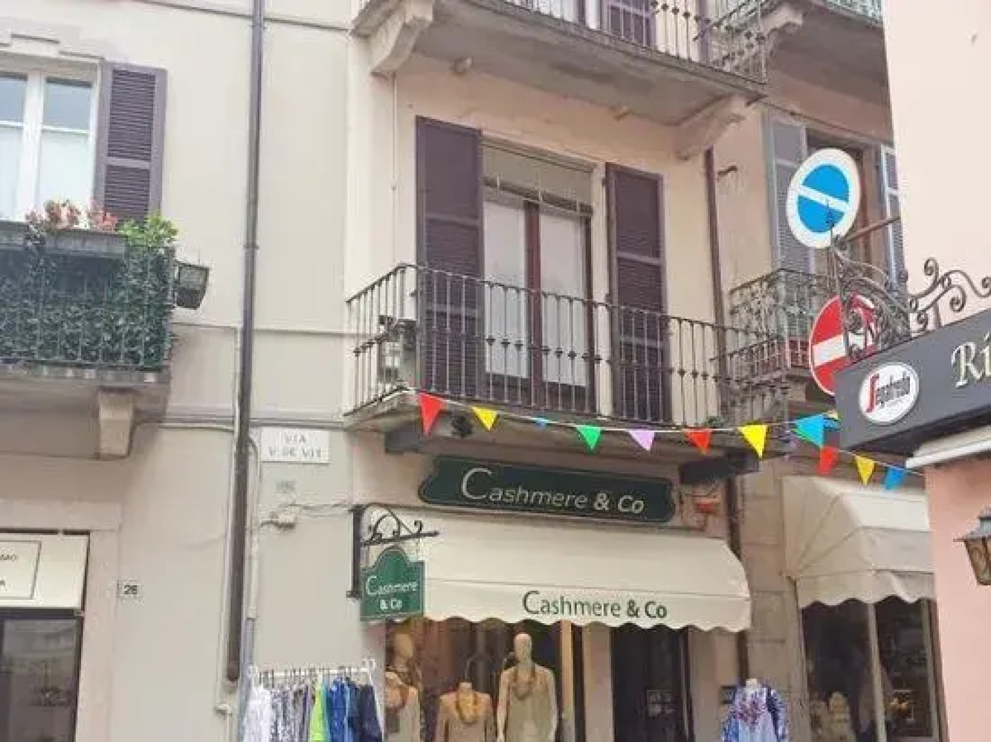 Appartamento Via De Vit