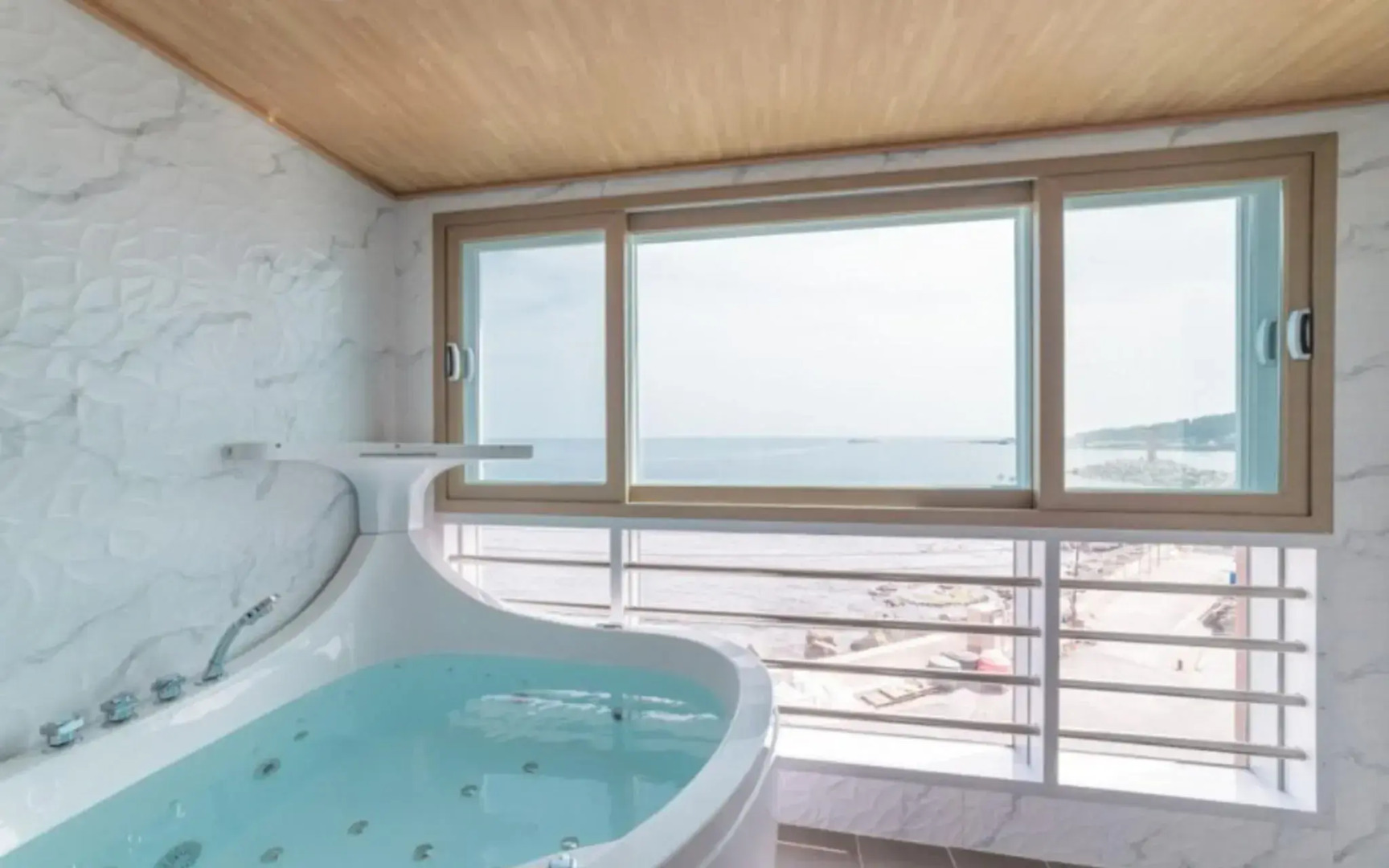 Pohang Beach63 Spa Pension