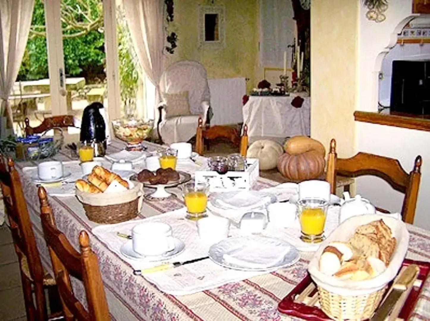 House With one Bedroom in Cavaillon, With Pool Access, Enclosed Garden