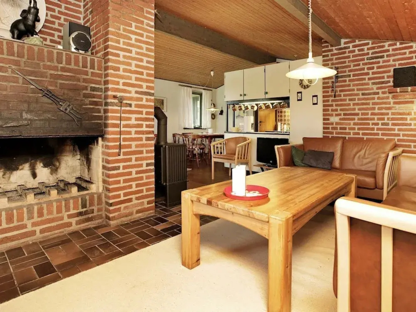 Welcoming Holiday Home in Nørre Nebel near Sea