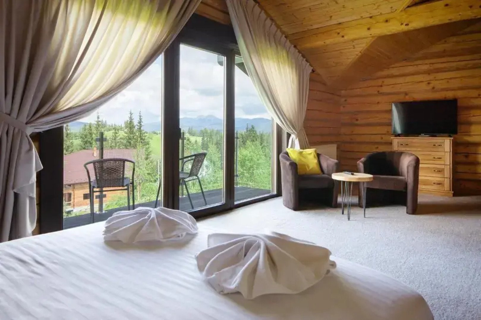 GOOD DAYS Shale Resort 4 км до Буковеля