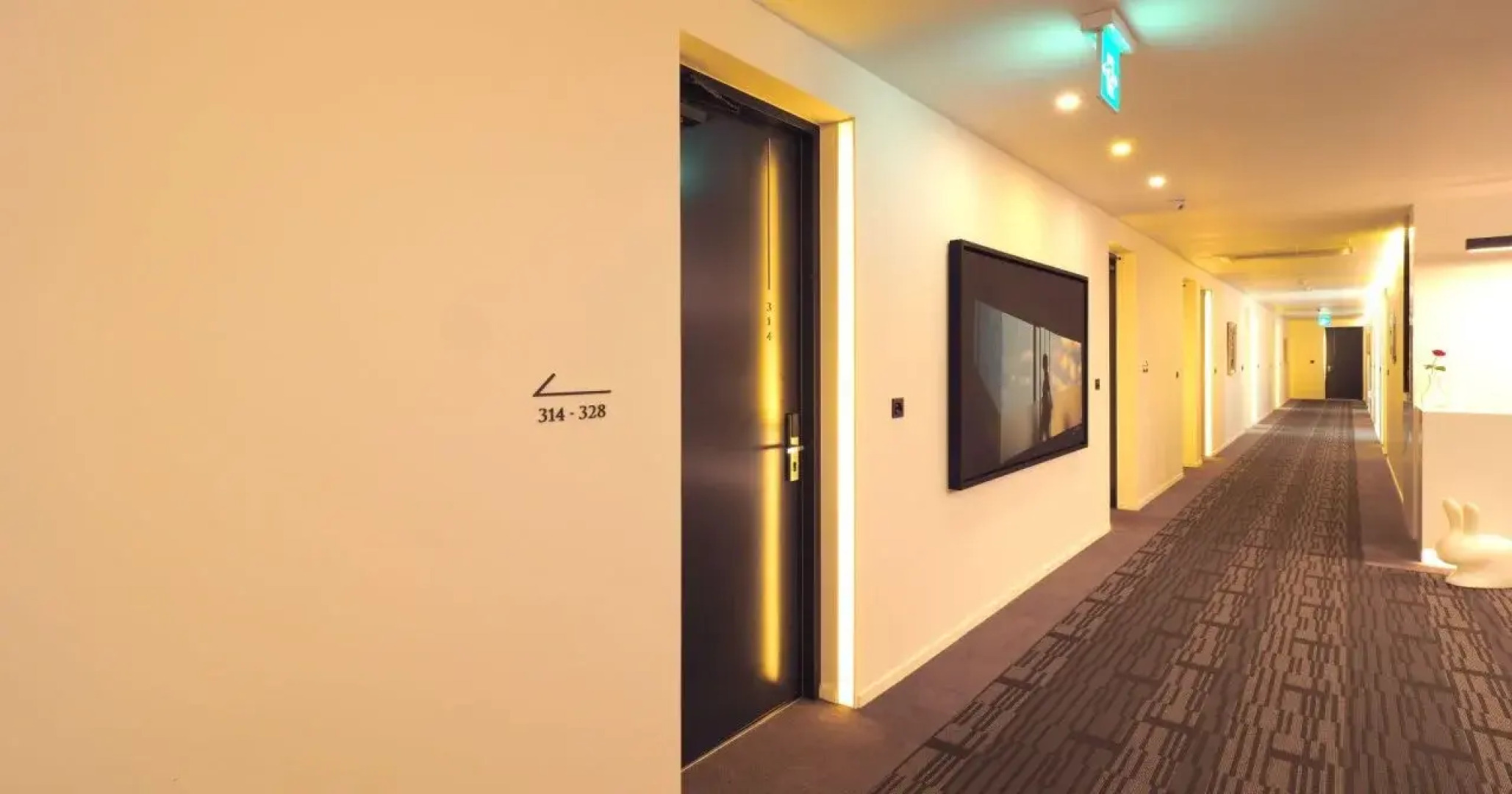 Mipo Oceanside Hotel