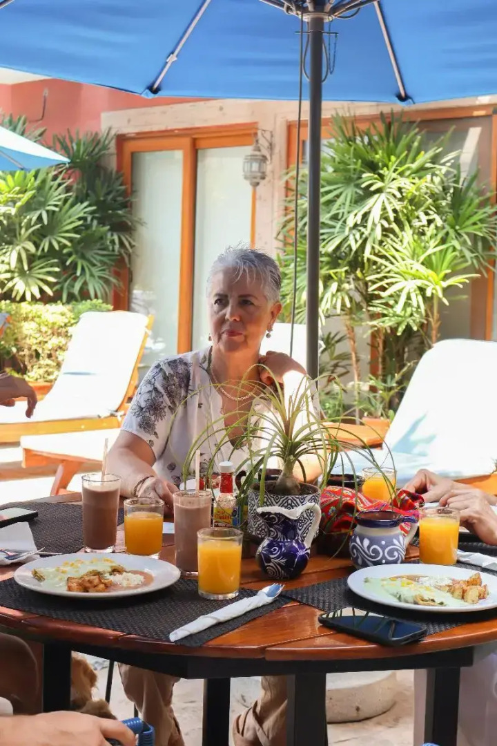 Casa Lotería -Pueblito Sayulita- Colorful, Family and Relax Experience with Private Parking and Pool