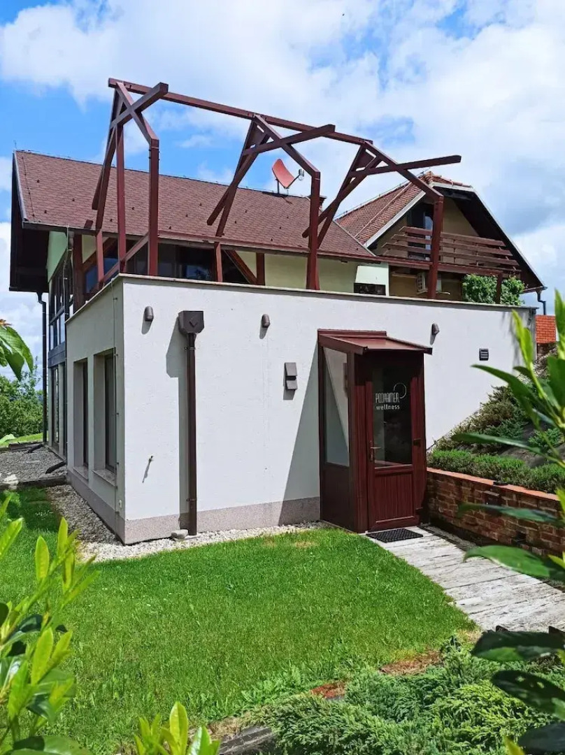 Holiday House Podhamer Marijan