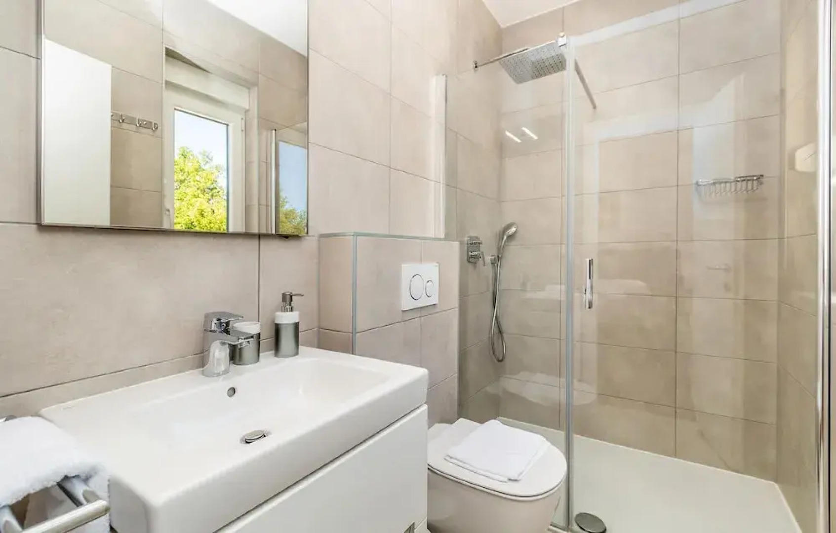 Awesome Home in Linardici With Outdoor Swimming Pool, Wifi and 3 Bedrooms