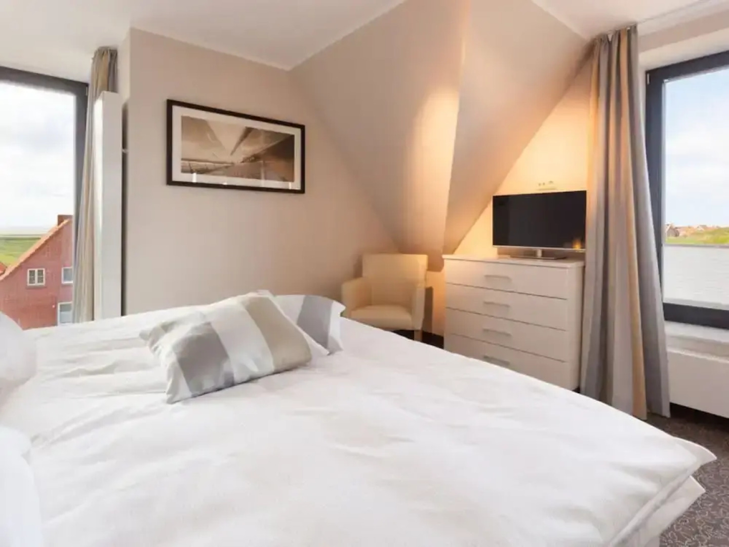 Reethuus Sud Modern Retreat